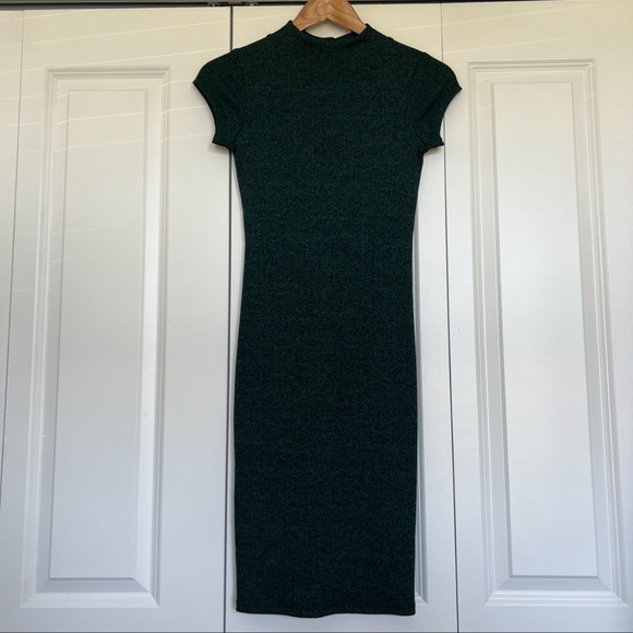 IRIS forest green bodycon ribbed dress - Picture 4 of 11